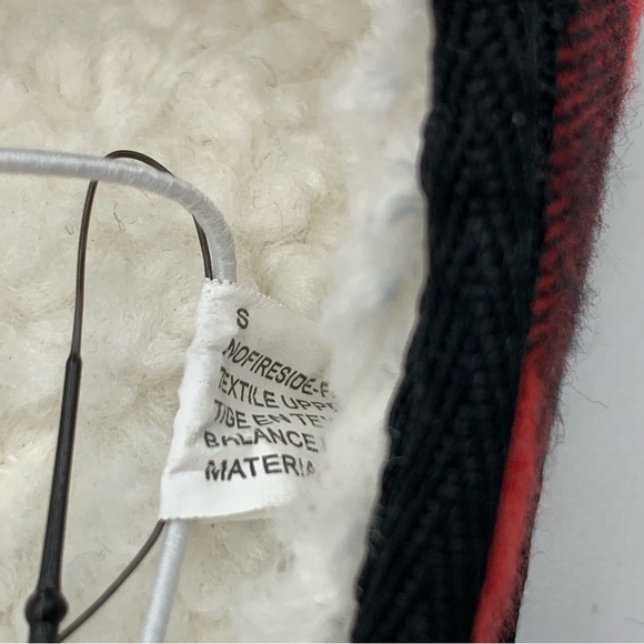 Nordstrom Make Merry Unisex Adult Slip-On Slippers - Picture 11 of 12